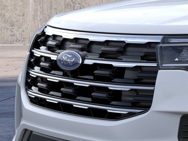 Used 2026 Ford Explorer Active AWD/4WD image 17