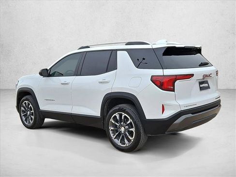 Used 2026 GMC Terrain Elevation w/ Elevation Premium Package image 8