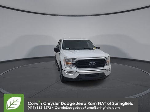 Used 2022 Ford F150 XLT w/ Trailer Tow Package AWD/4WD image 4