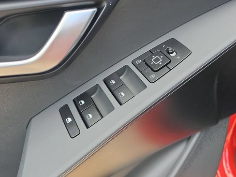 New 2026 Kia Niro LX FWD image 19