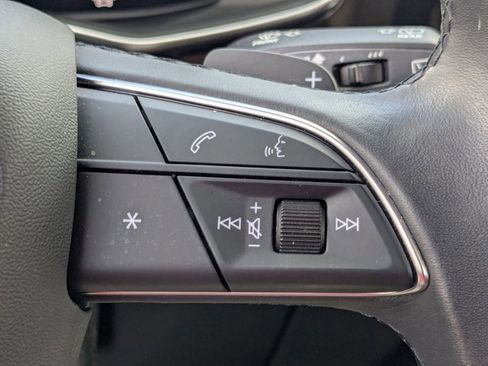 Used 2022 Audi Q8 Premium Plus w/ Premium Plus Package image 12