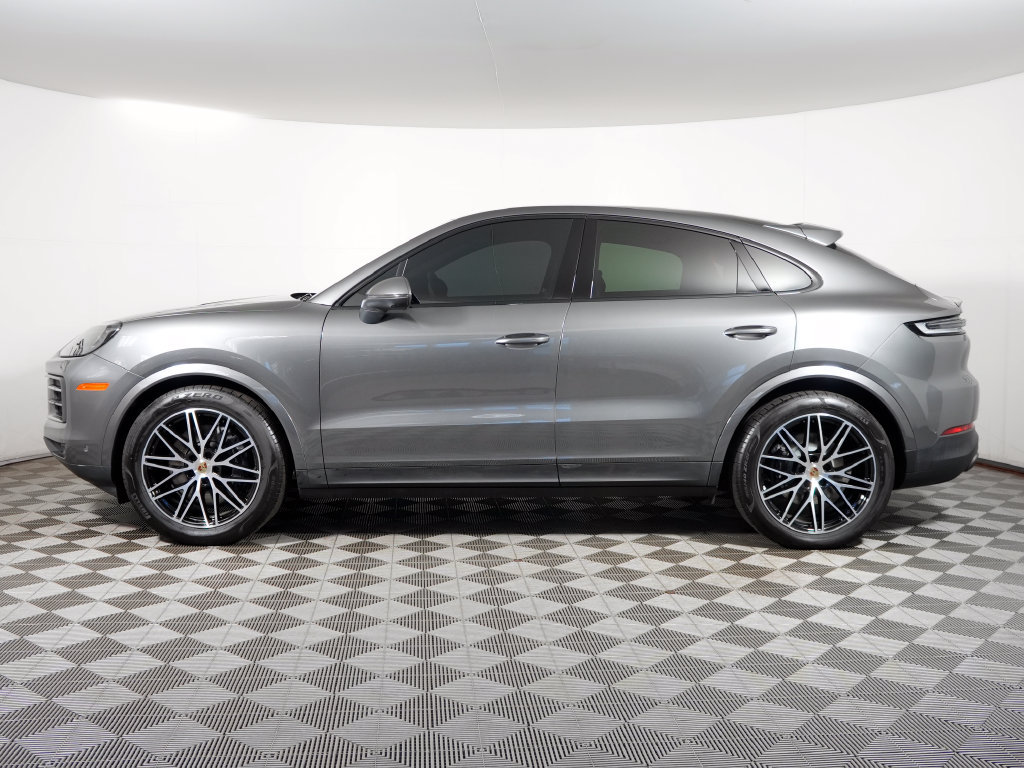 Certified 2024 Porsche Cayenne Coupe w/ Premium Package Plus AWD/4WD image 2