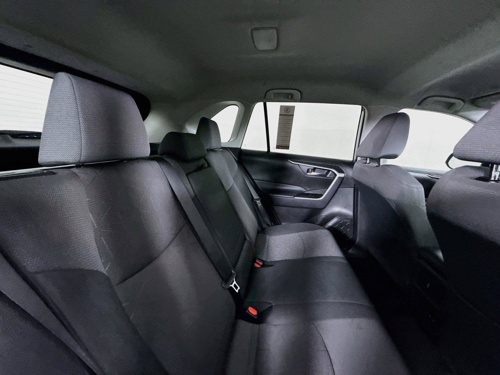 Certified 2024 Toyota RAV4 XLE AWD/4WD image 40