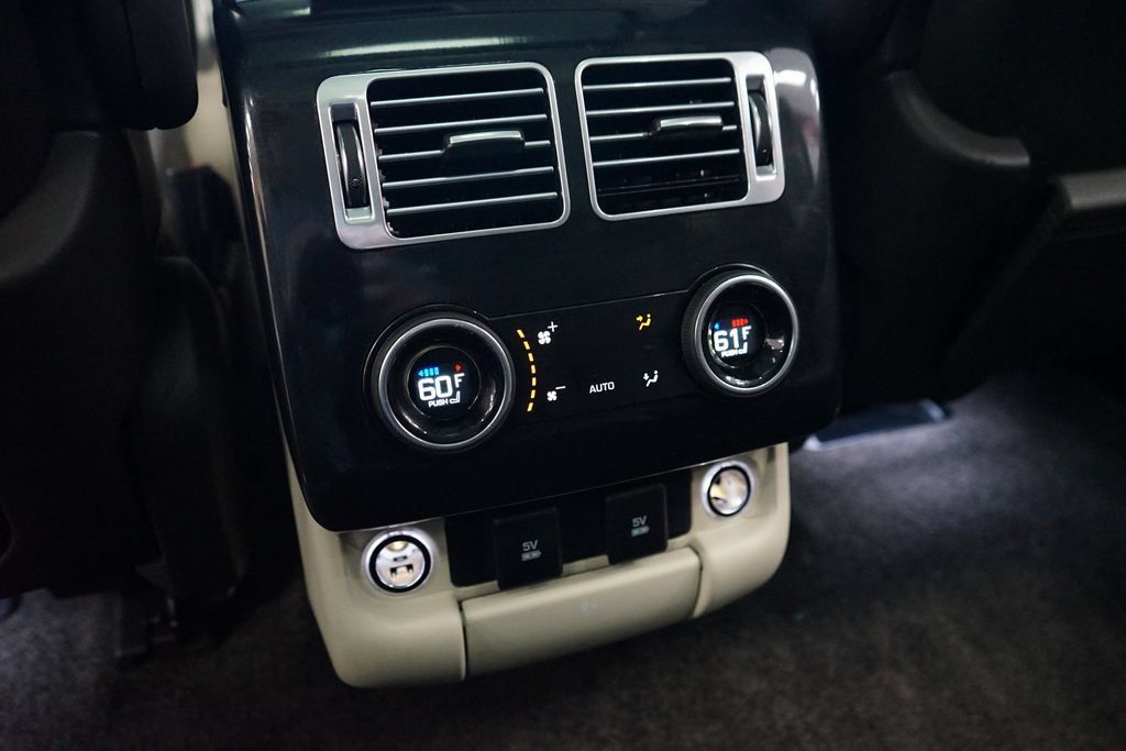 Used 2019 Land Rover Range Rover HSE AWD/4WD image 17