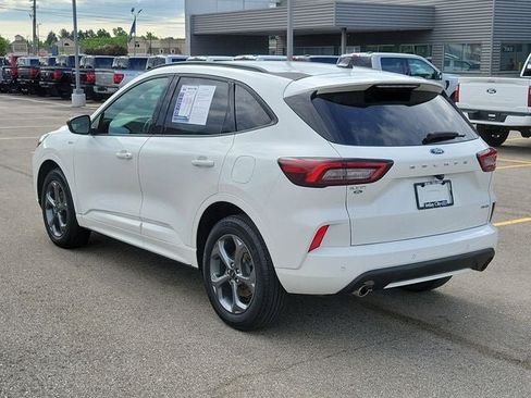 Certified 2023 Ford Escape ST-Line w/ Tech Pack #1 AWD/4WD image 3