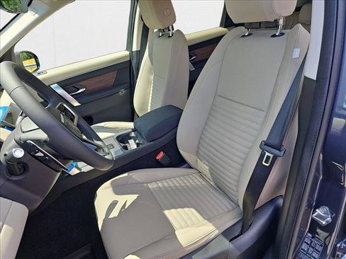 New 2024 Land Rover Discovery Sport S image 10