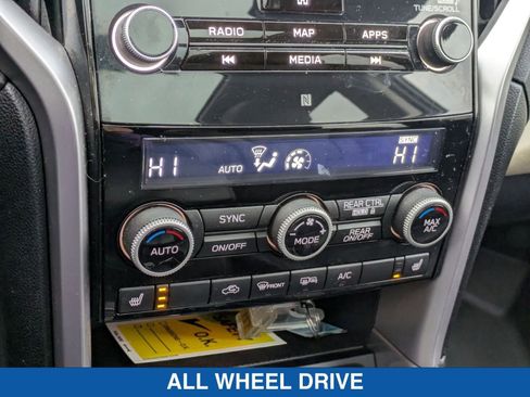 Used 2020 Subaru Ascent Limited w/ Technology Package image 25