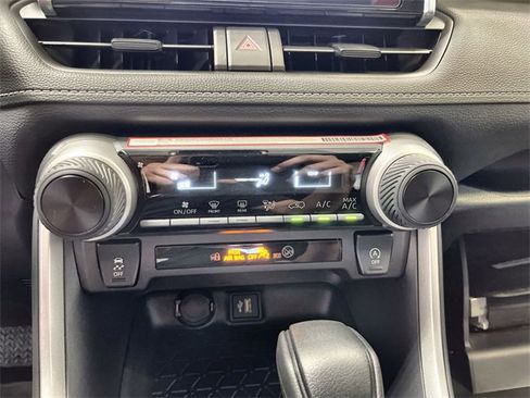 New 2025 Toyota RAV4 LE image 27