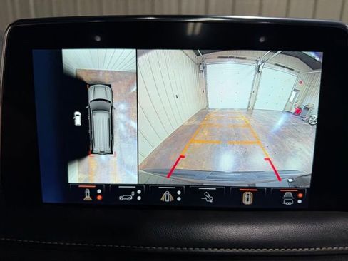 Used 2023 Chevrolet Suburban Premier w/ Advanced Technology Package AWD/4WD image 47