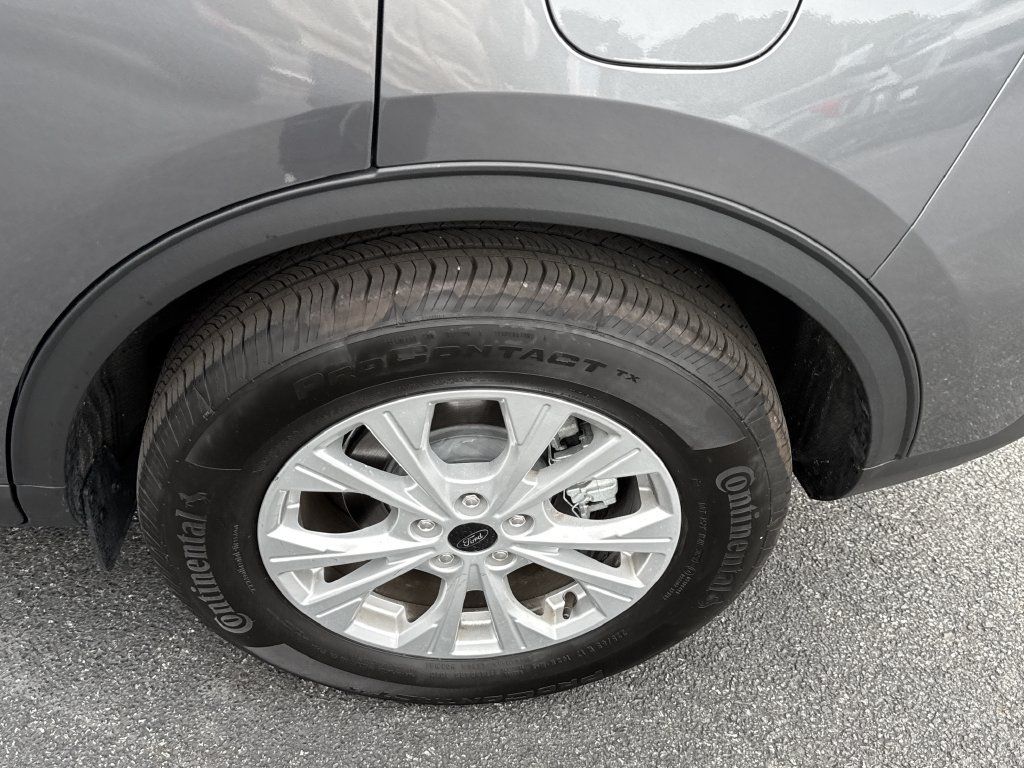 Used 2023 Ford Escape Active w/ Tech Pack #1 AWD/4WD image 11