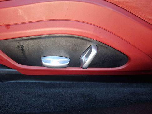 Used 2018 Porsche Panamera 4 image 10