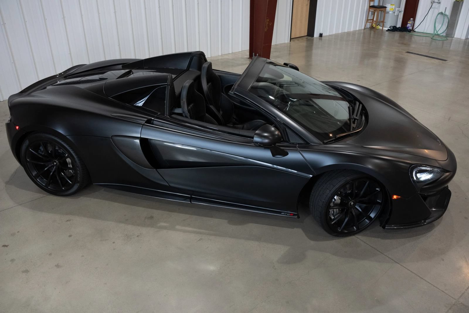 Used 2019 McLaren 570S Spider RWD image 11