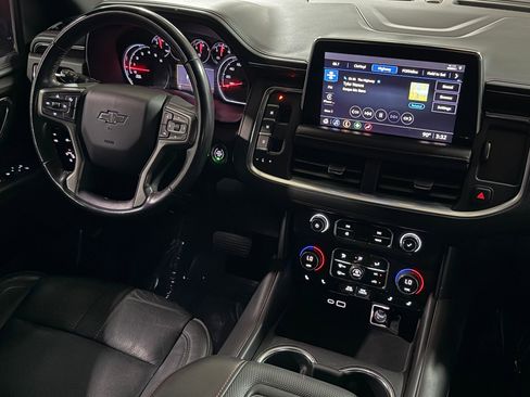 Used 2021 Chevrolet Suburban RST image 42