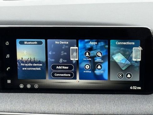 New 2026 Nissan Kicks SV image 18