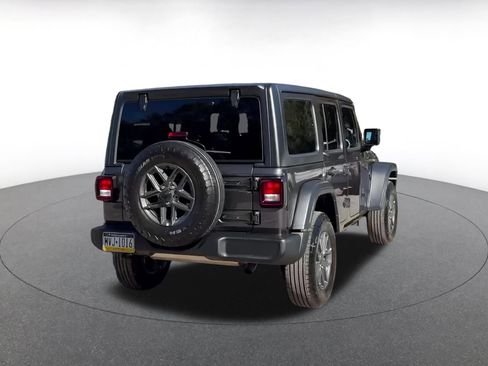 Used 2025 Jeep Wrangler Sport S image 11