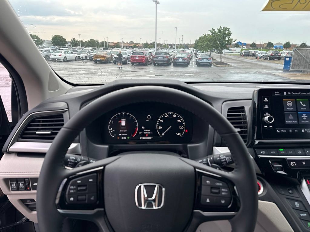 Certified 2026 Honda Odyssey EX-L image 12