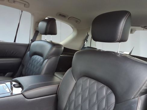 Used 2024 Nissan Armada Platinum w/ Captain's Chairs Package RWD image 13