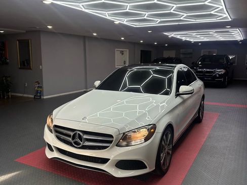 Used 2015 Mercedes-Benz C 300 Sedan image 2