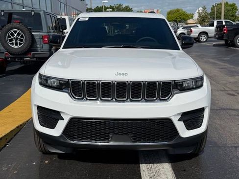 New 2026 Jeep Grand Cherokee Laredo X image 2