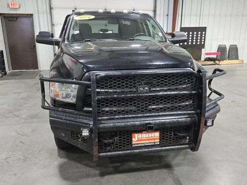 Used 2014 RAM 3500 Tradesman w/ Cold Weather Group image 5