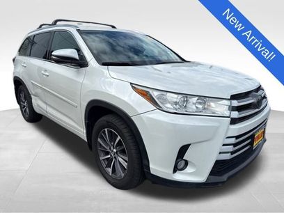 Used 2018 Toyota Highlander XLE