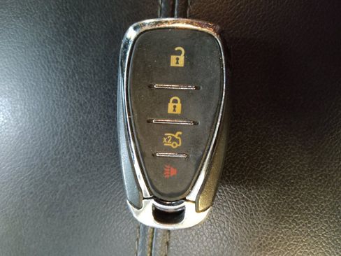 Used 2021 Chevrolet Malibu LS FWD image 32