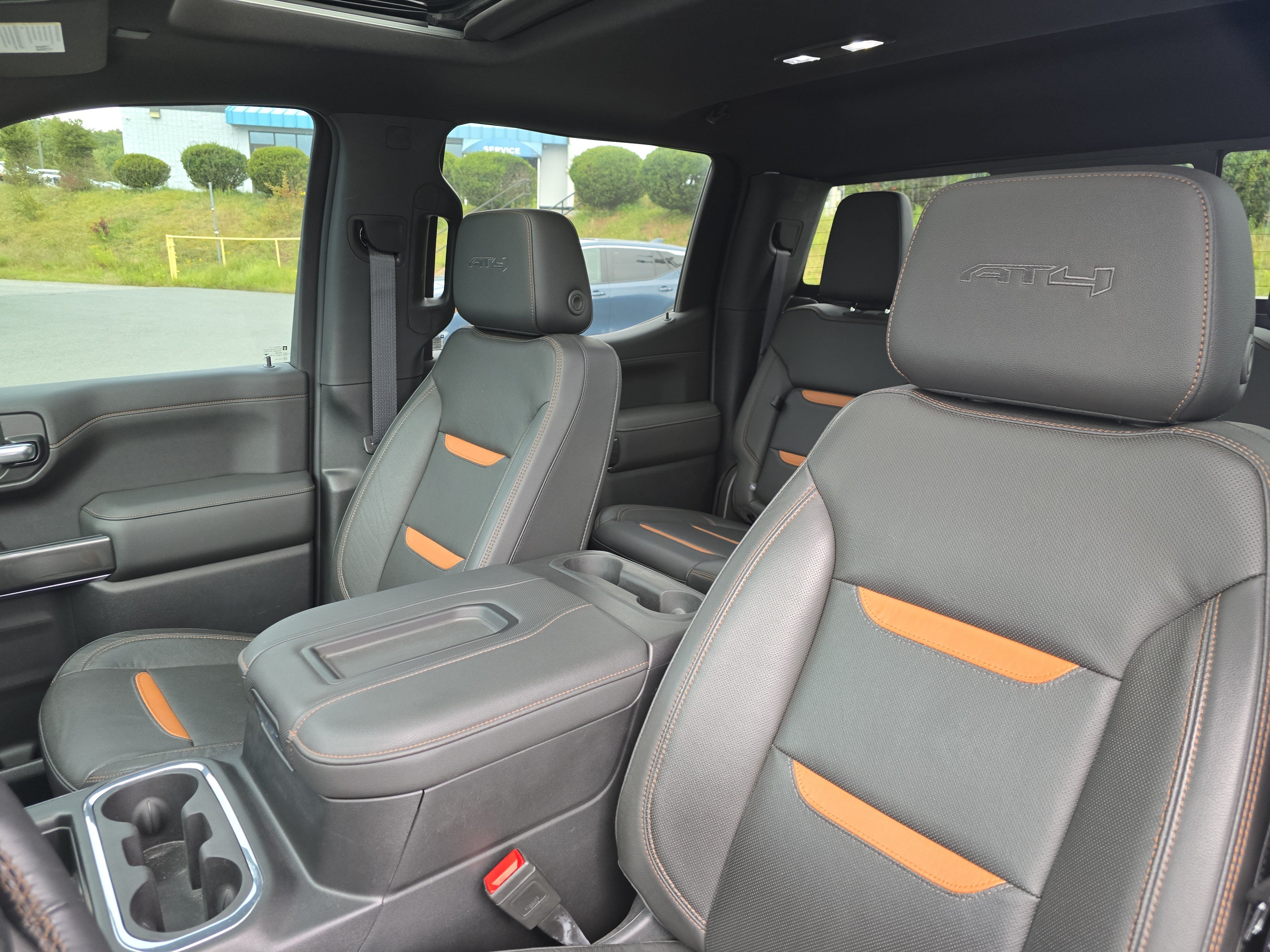 Used 2020 GMC Sierra 1500 AT4 w/ AT4 Premium Package AWD/4WD image 16