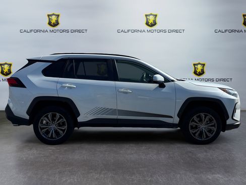 Used 2024 Toyota RAV4 XLE Premium w/ Weather Package image 6