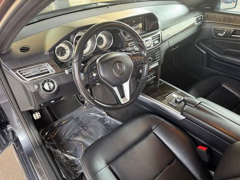 Used 2016 Mercedes-Benz E 350 Sedan image 10