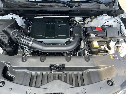 Used 2025 Chevrolet Blazer Premier w/ Driver Confidence II Package image 30