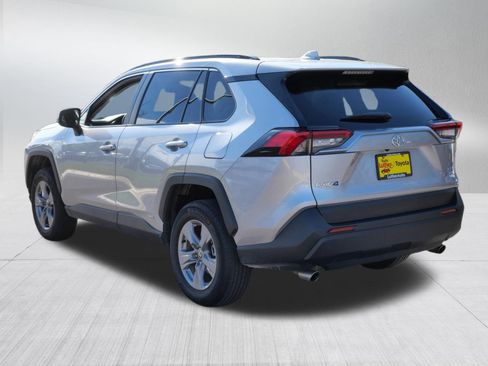Certified 2025 Toyota RAV4 LE AWD/4WD image 6