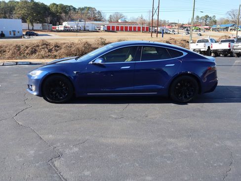 Used 2017 Tesla Model S 90D image 9
