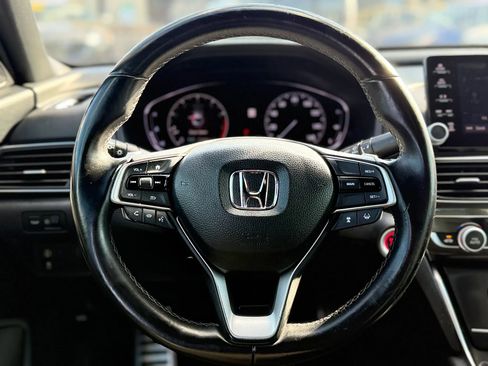 Used 2018 Honda Accord Sport image 28