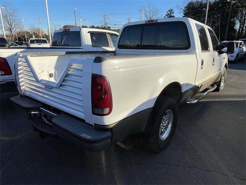 Used 2003 Ford F250 XLT image 6