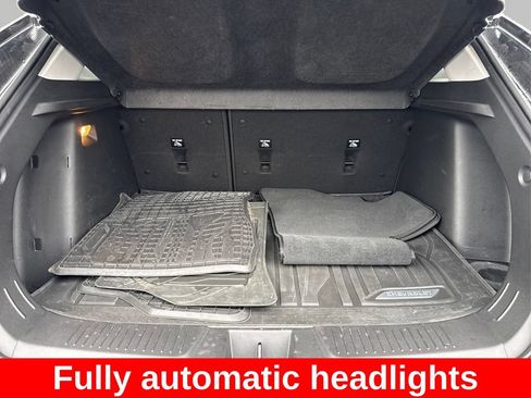Used 2024 Chevrolet Trax LT FWD image 12