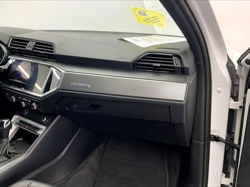Used 2024 Audi Q3 2.0T Premium AWD/4WD image 15