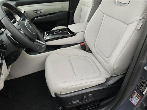 New 2025 Hyundai Tucson Limited image 4