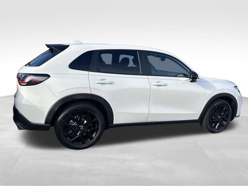 Used 2024 Honda HR-V Sport image 12