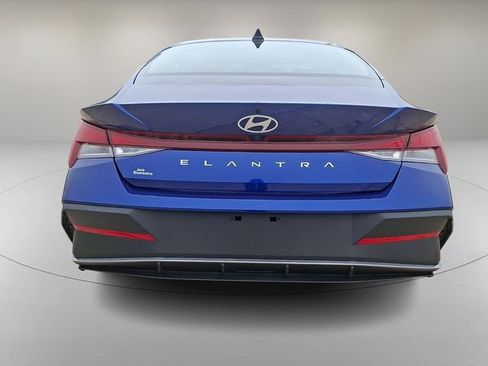Certified 2024 Hyundai Elantra SEL FWD image 9