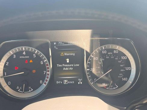 Used 2017 Nissan Titan Platinum Reserve image 16