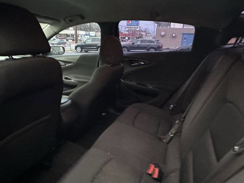 Used 2020 Chevrolet Malibu LS image 14