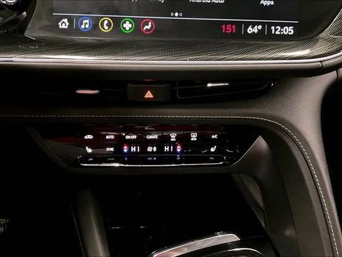 Used 2023 Buick Envision Essence image 27