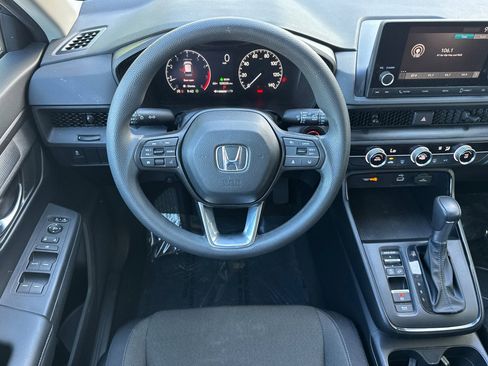 Used 2024 Honda CR-V LX image 27
