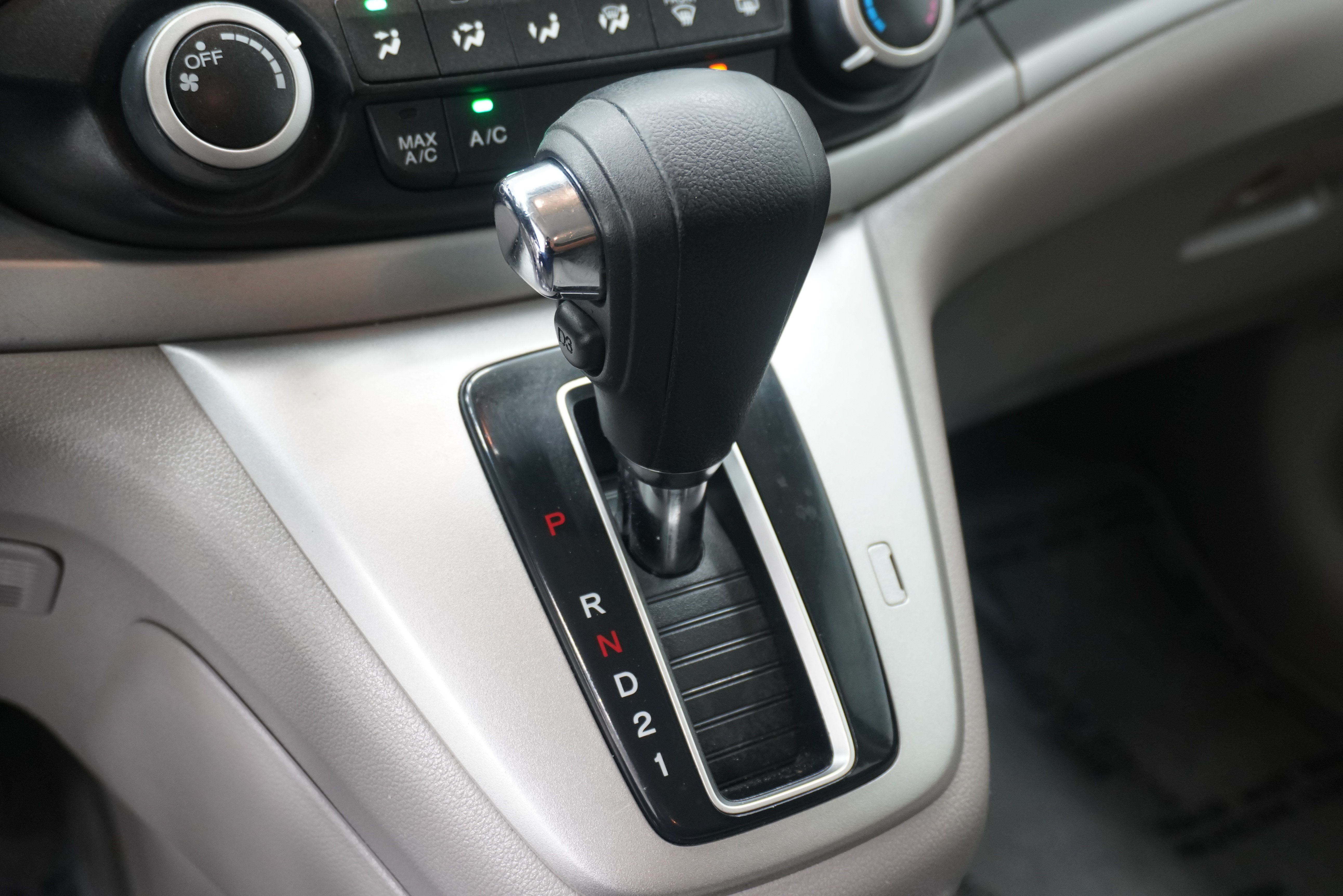 Used 2014 Honda CR-V LX image 18
