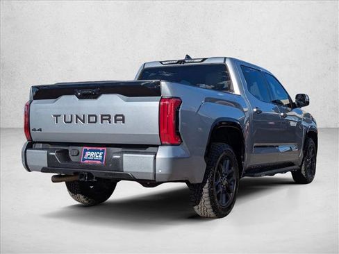 Used 2022 Toyota Tundra Platinum image 5