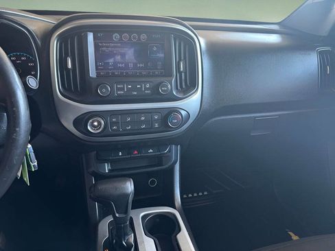 Used 2016 Chevrolet Colorado LT w/ LT Convenience Package image 14
