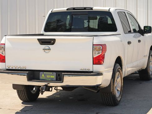 Used 2018 Nissan Titan S w/ S Utility Package image 39