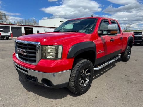 Used 2009 GMC Sierra 2500 SLE w/ Convenience Package AWD/4WD image 1