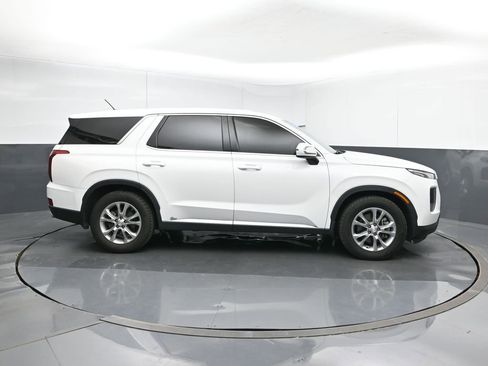 Used 2022 Hyundai Palisade SE image 6