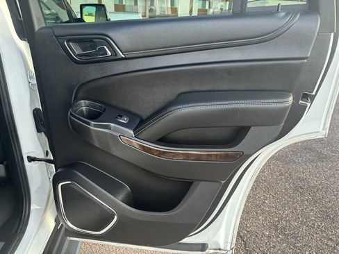 Used 2019 Chevrolet Tahoe LT image 39